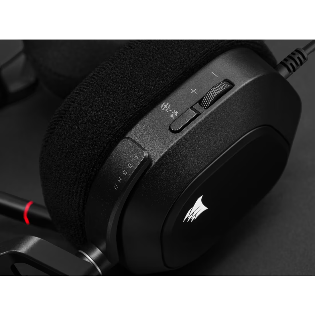 HS80 RGB USB Gaming Headset with 7.1 Surround Sound Carbon - view 6
